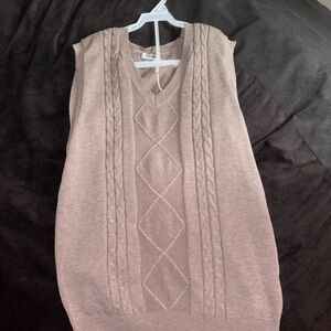 V-Neck Cable Knit Sweater Vest in Taupe